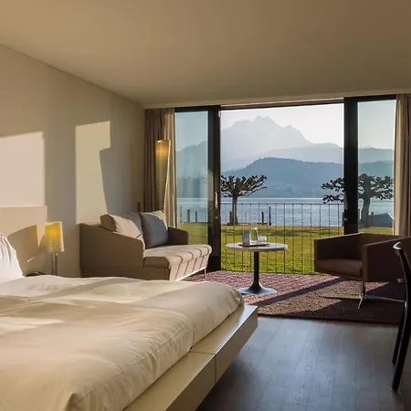 Готель Hermitage - Club & Lifestyle Lucerne