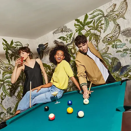 Hermitage - Club & Lifestyle Готель