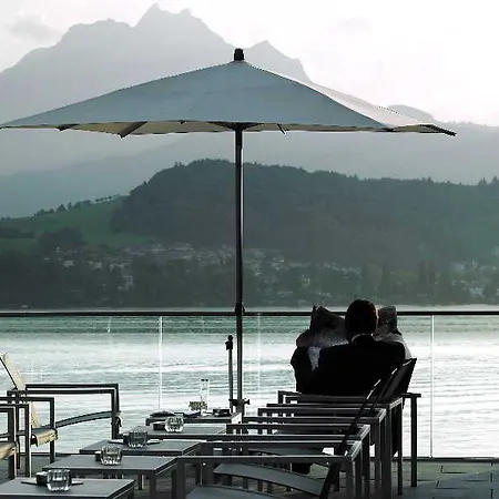 Готель Hermitage - Club & Lifestyle Lucerne